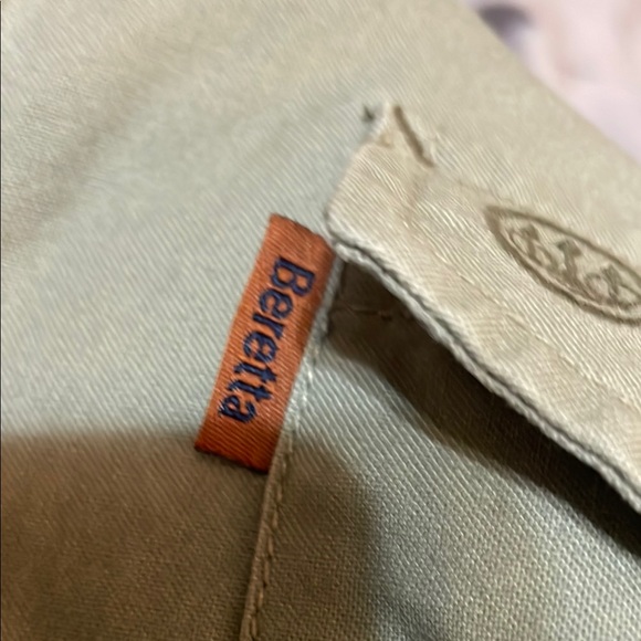 Lady Beretta Green Button Down Shirt with Dress Shirt Collar - Picture 5 of 7